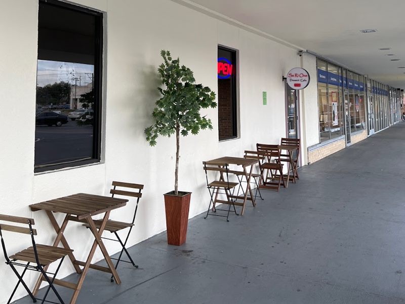 K-dessert Cafe exterior