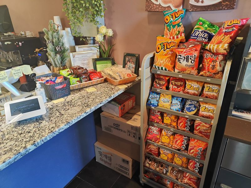 K-dessert Cafe interior